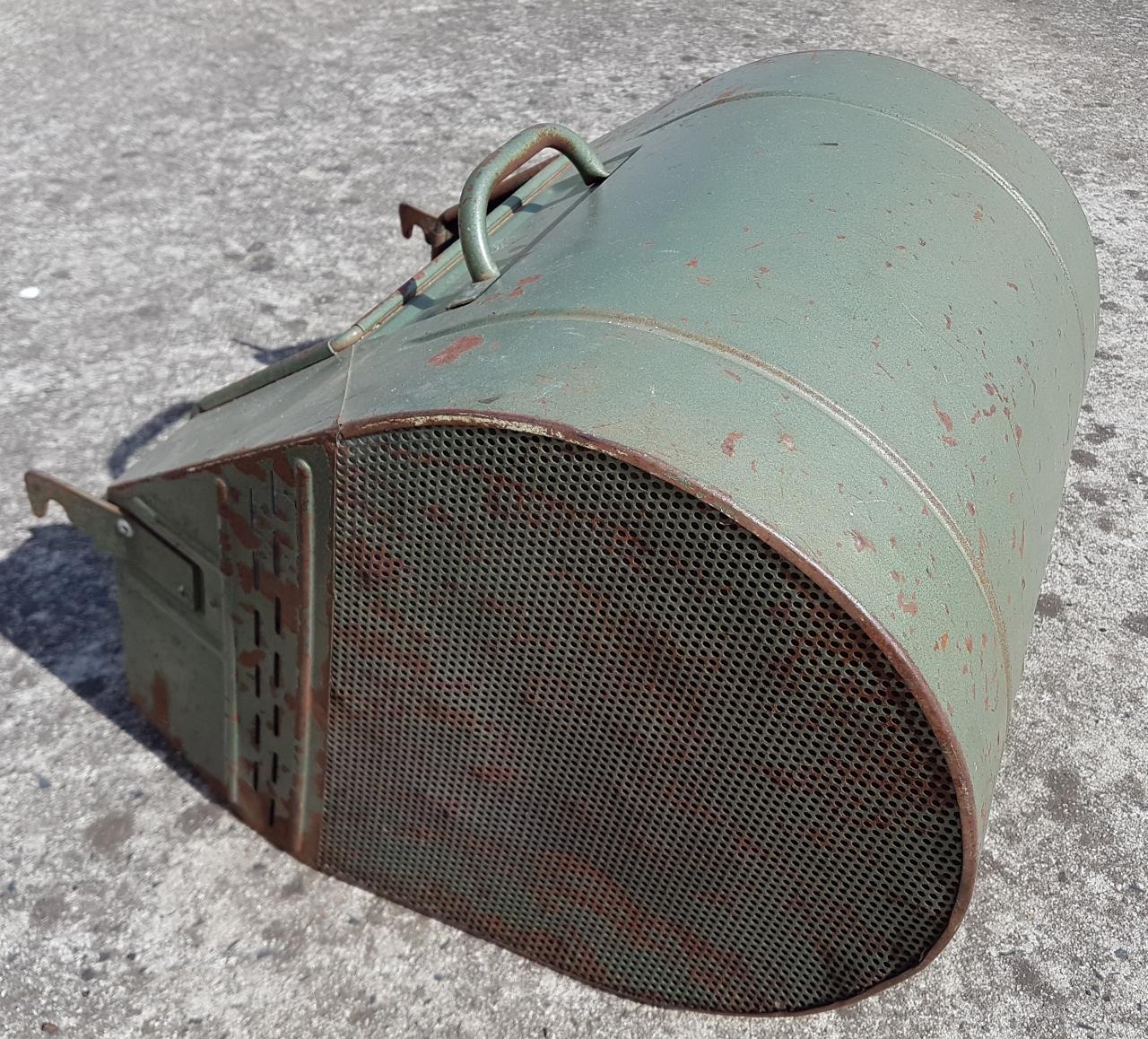 [Linked Image]