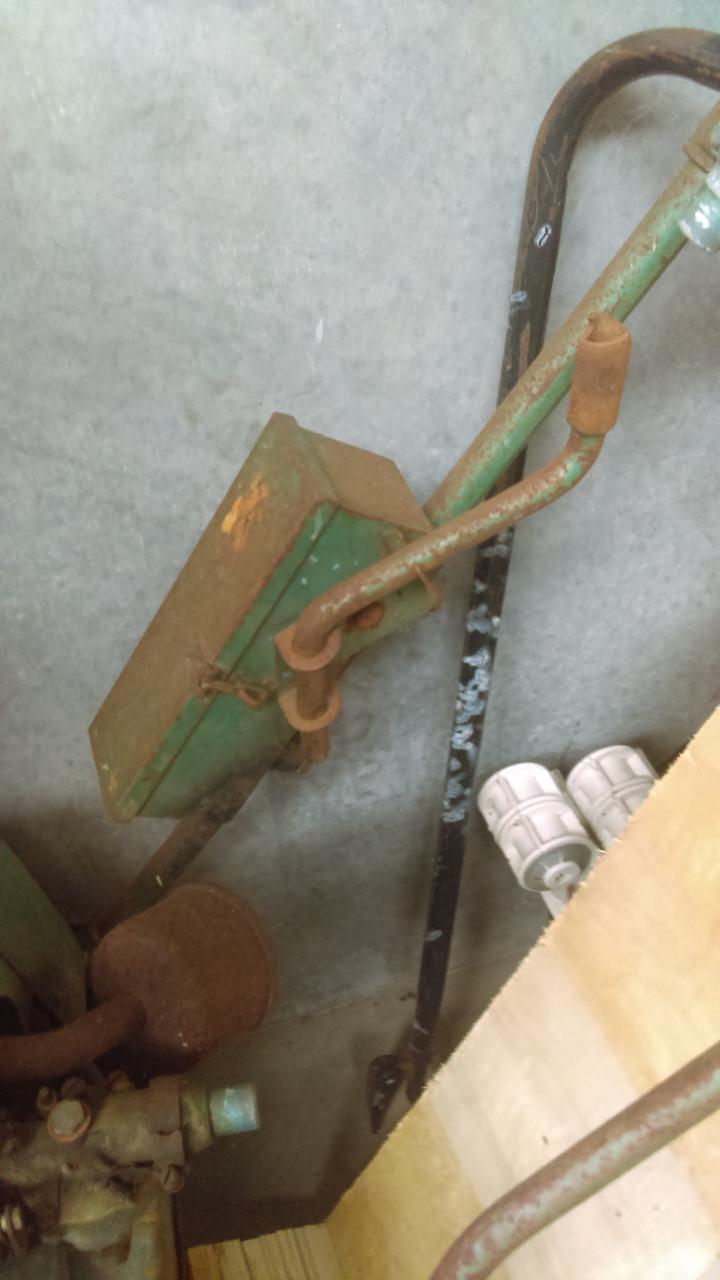 [Linked Image]